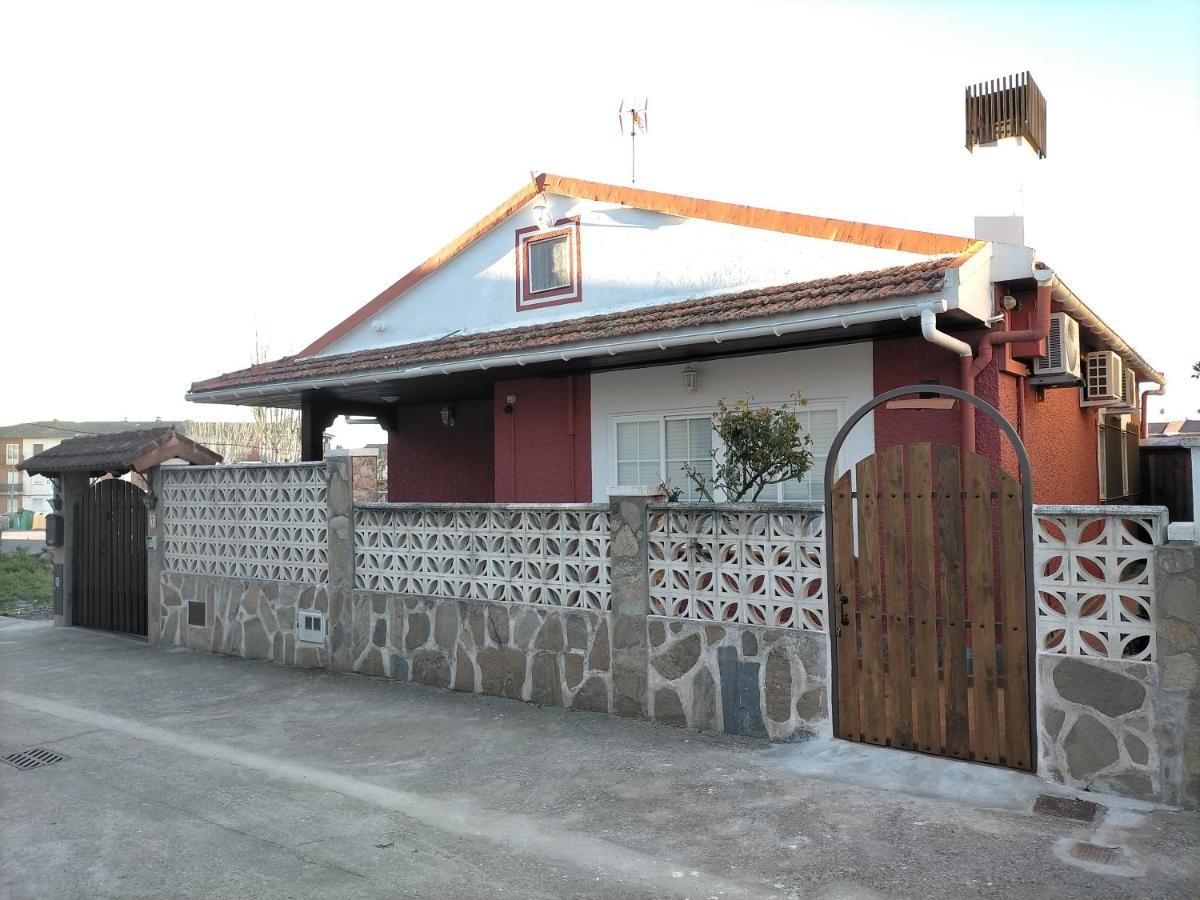 Willa La Casita De Lola Sotillo de la Adrada Zewnętrze zdjęcie